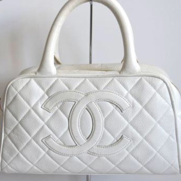 Chanel Mini White Quilted Caviar CC Tote Bag - Picture 2 of 8